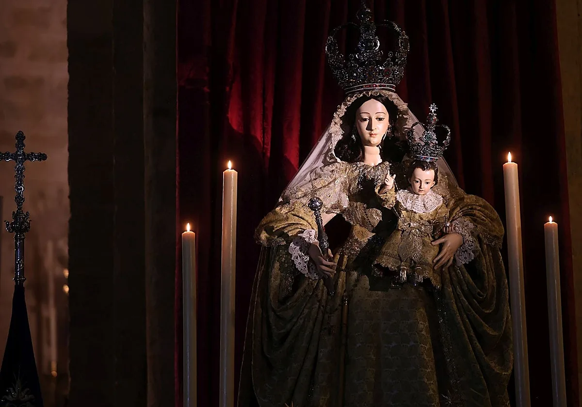 'Reina de la Corredera', la nueva marcha para la Virgen del Socorro de Córdoba tiene la firma de Tania Navarro