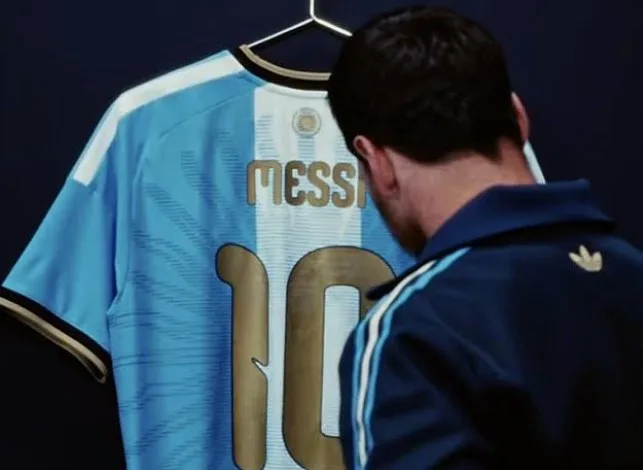 "Una camiseta para toda la vida": Messi presenta la camiseta oficial para su despedida