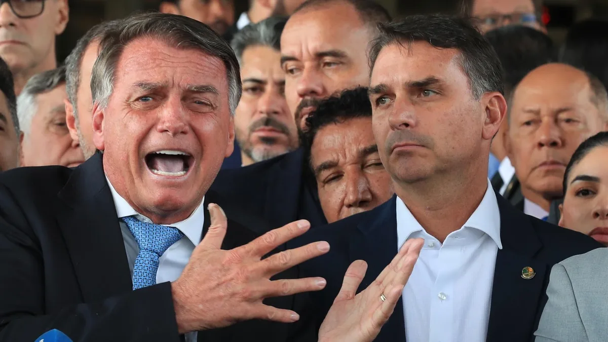 Flávio Bolsonaro visitará a su padre tras ser autorizado por la Corte Suprema de Brasil