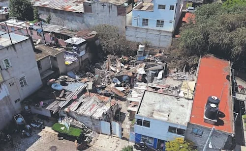 Explosión en gasera daña siete viviendas