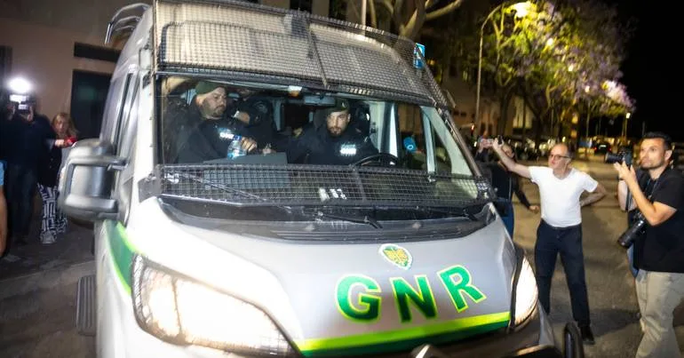 Lisboa. Jovem de 18 em prisão preventiva por pornografia