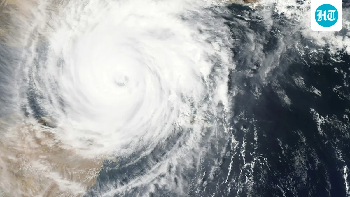 Florida Hurricane Isaias: Fort Walton, 30A, Destin, Navarre, Miramar and Pensacola beaches battered; videos emerge