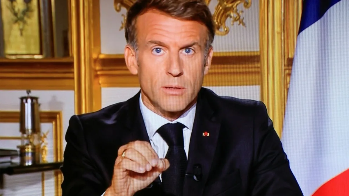 Macron zu Gewaltexzessen: „Wir alle empfinden Wut und Scham“