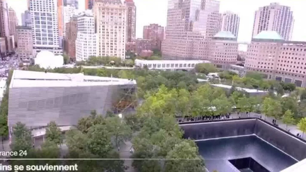 Commémoration du 11 septembre : un septième temps de silence dédié aux victimes de l'air toxique