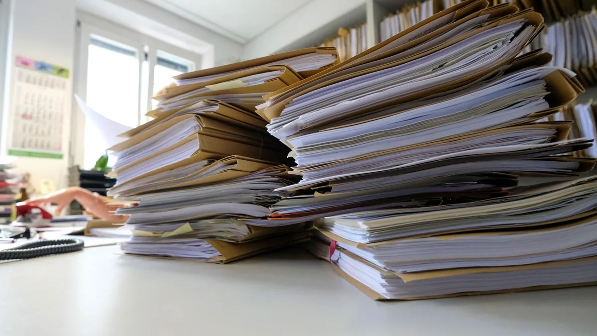 Unternehmen sehen Bürokratie als größtes Standortproblem