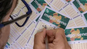 Mega-Sena sorteia prêmio de R$ 112 milhões neste domingo