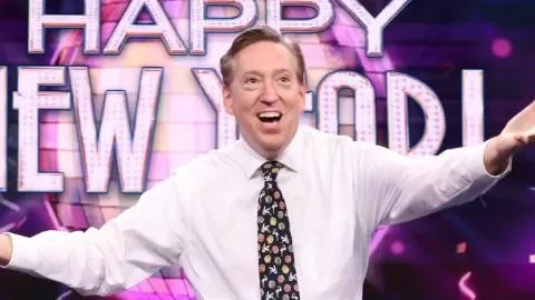US Wheel of Fortune announcer Jim Thornton suspended amid investigation after alleged airline incident