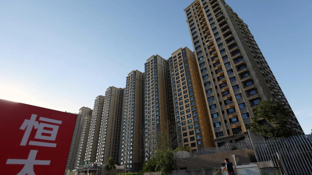 China: queda do império imobiliário Evergrande termina com prisão perpétua de seu fundador