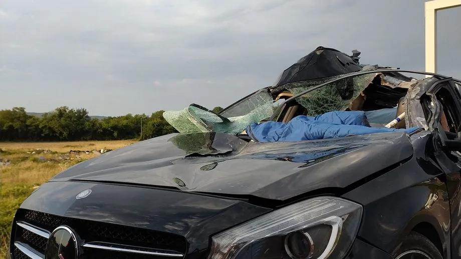 Loriol-sur-Drôme : un capot s'encastre dans son pare-brise sur l'A7, un homme de 45 ans est décédé