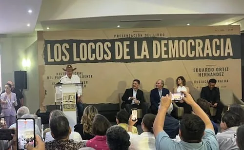 Desde Sinaloa, Vicente Fox afirma que está por terminar el "infierno crudo y destructor" que vive México; llama a recuperar la democracia