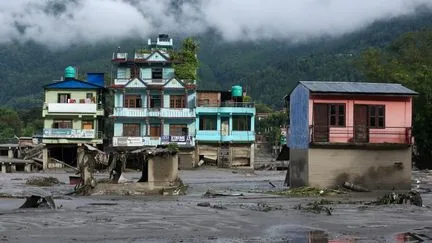 Après les crues meurtrières au Népal, un paysage apocalyptique et des dégâts considérables
