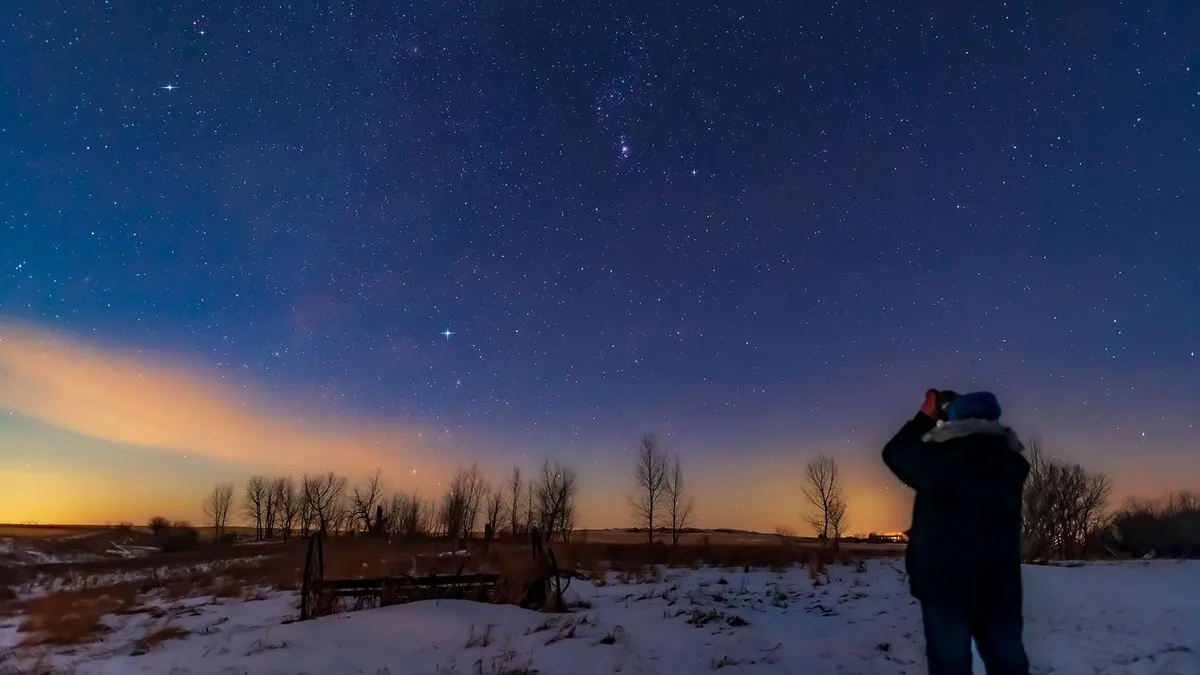 My 5 favorite sights to see in the night sky with binoculars