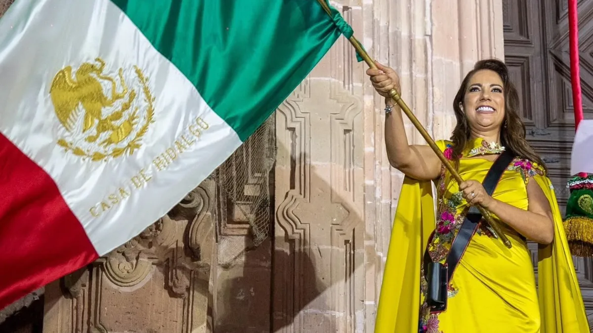 Gobernadora de Guanajuato también presume vestido diseñado con manos artesanas durante el Grito de Independencia