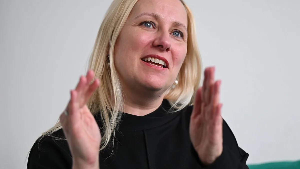 Pflege: Ministerin gegen Rentenkürzungen für pflegende Angehörige