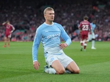 Man City team bus avoids Liverpool fans ahead of Premier League clash