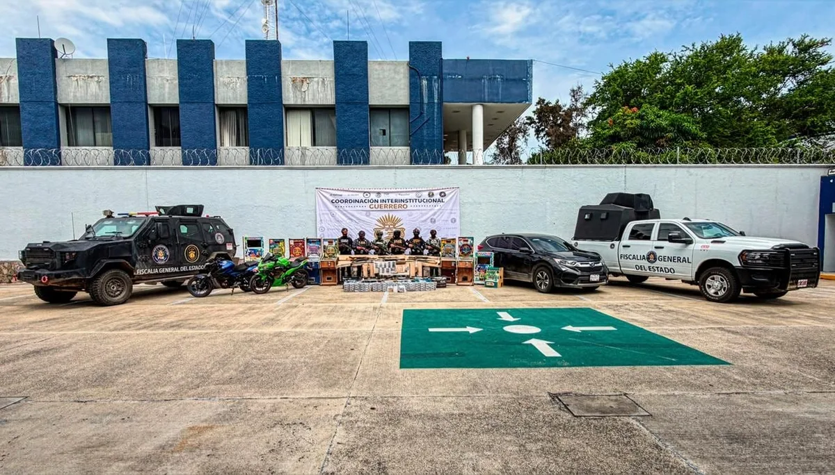 EN VIVO | Seguridad, narcotráfico y crimen en México hoy 17 de septiembre: abandonan ataúd con un cadáver en plena avenida de Uruapan, investigan amenazas a trabajador de funeraria