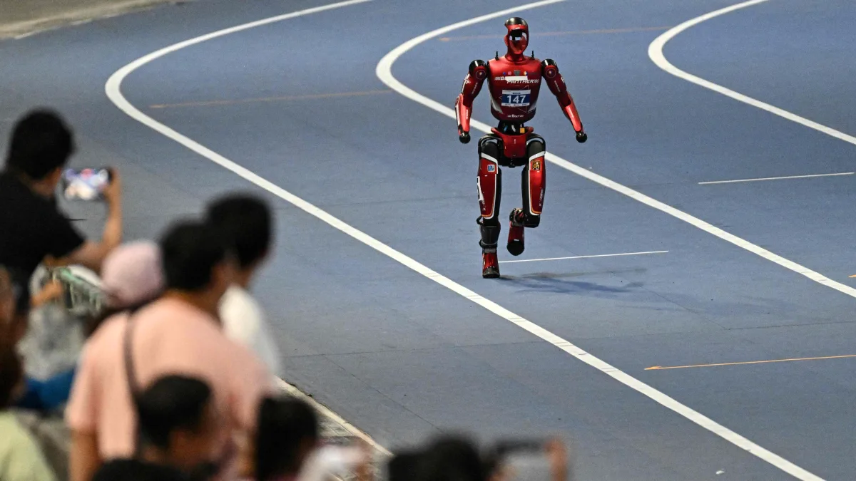 100 Meter in Peking: Chinesischer Roboter sprintet schneller als Usain Bolt