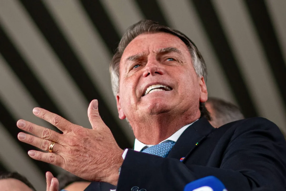 Divergência entre advogados fez Bolsonaro desistir de pedido ao STF