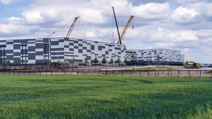 Trump, AI industry go on offensive to counter data center backlash