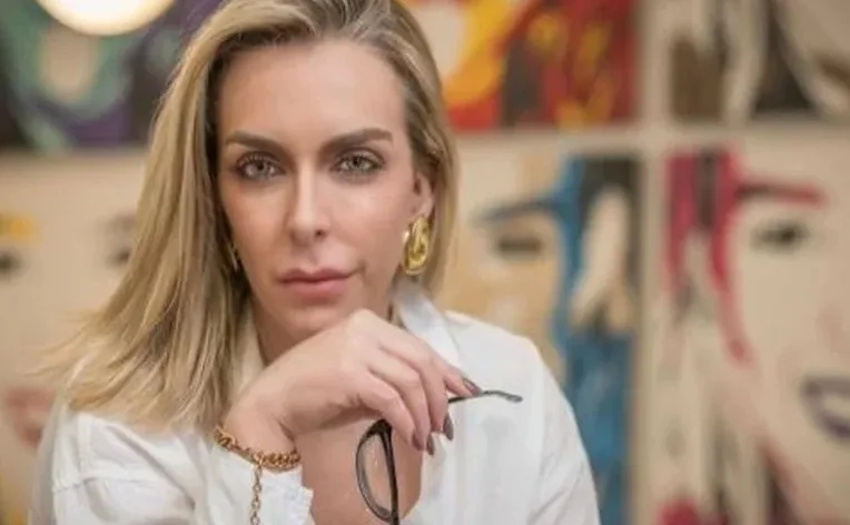 ‘Somos governo, tem que pedir tudo e fazer’, disse lobista amiga de Lulinha