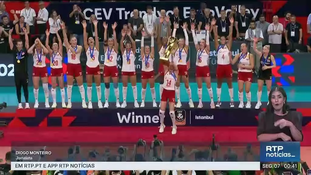 EuroVolley. Seleção da Turquia derrota Itália e revalida o título