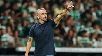 Sporting recebe Alverca e Suárez pode ser titular