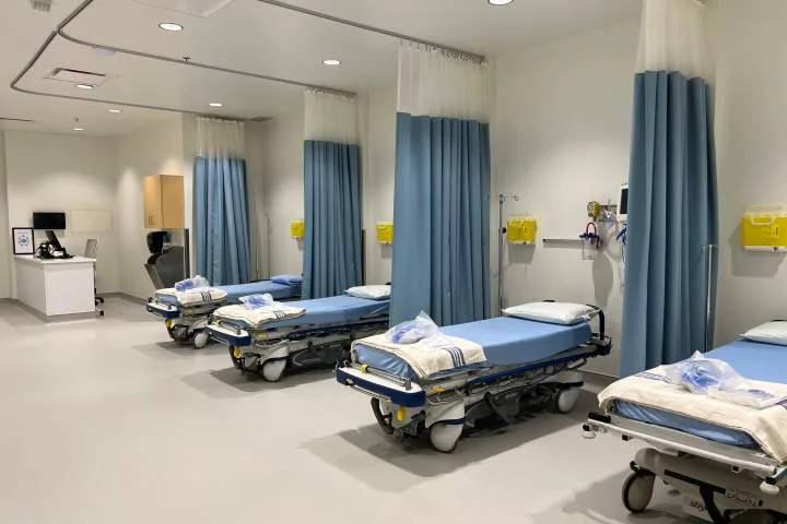 Nearly 400 physicians interested in joining dual practice system: Alberta government