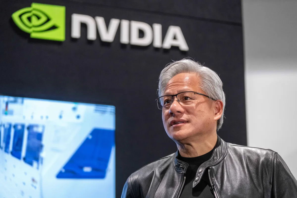 Nvidia pulveriza un 126% el beneficio y duplica ventas en el segundo trimestre. Huang: "La IA ha alcanzado un punto de inflexión"