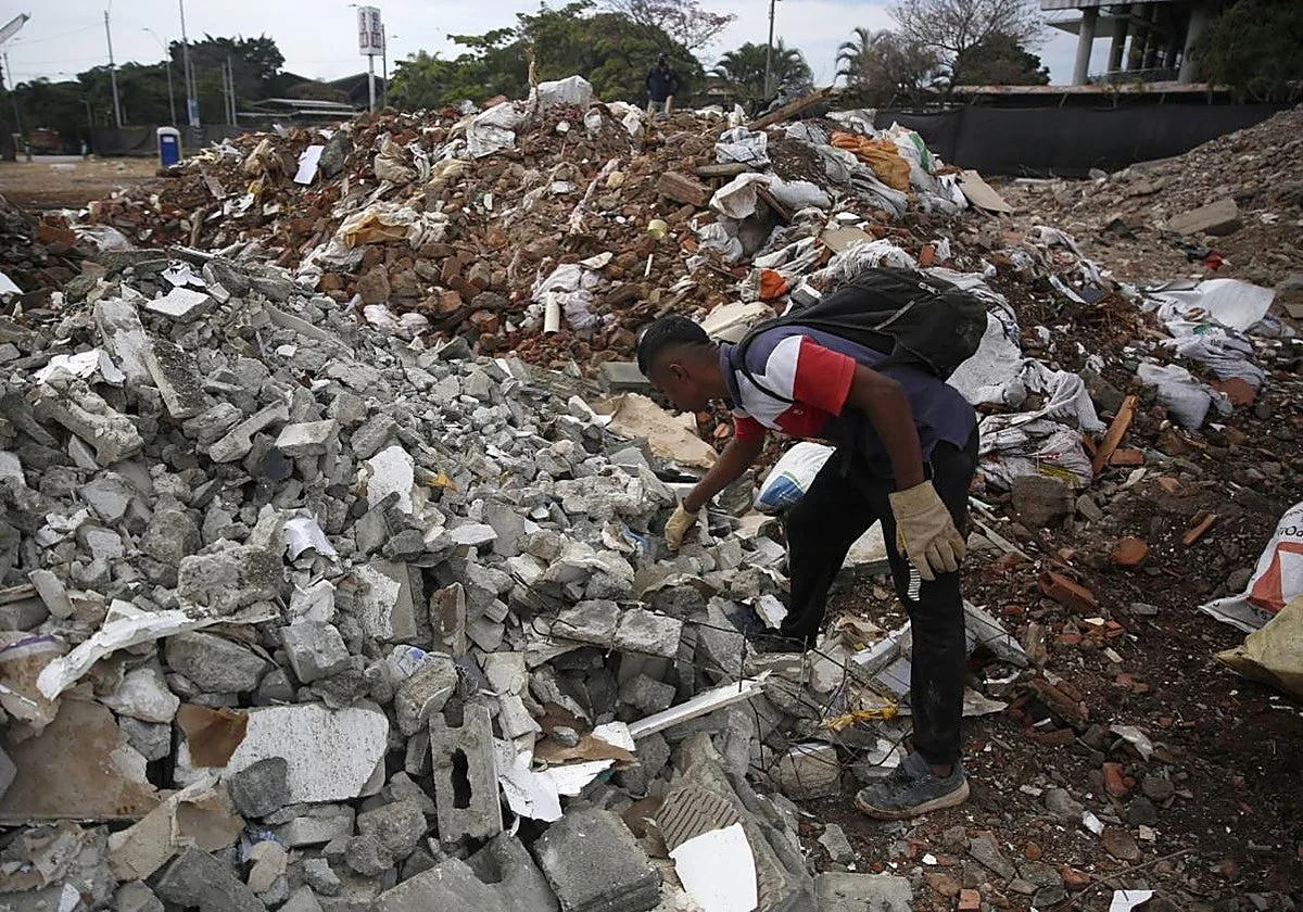 Colombia sufre un terremoto de 5,1 mientras se recupera de la devastación por el anterior de 7,4