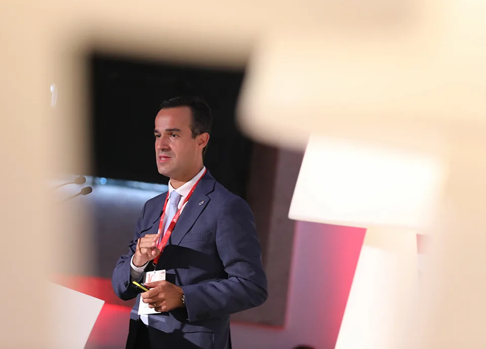 Financiar a nova vaga de investimento em inteligência artificial e exportações