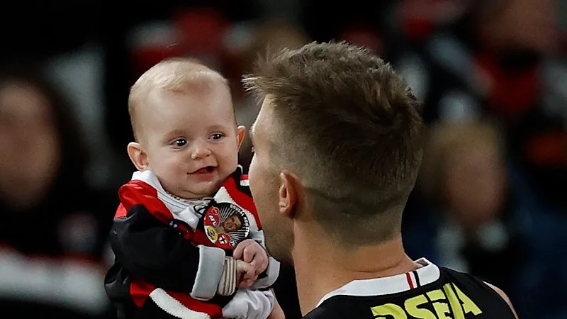 AFL LIVE: ‘This is a love job’: Lyon on giving Saints stalwart a farewell game