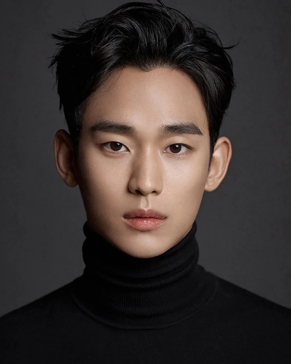 김수현, 국내 공식석상…‘2026 TMA’ 시상자 참석