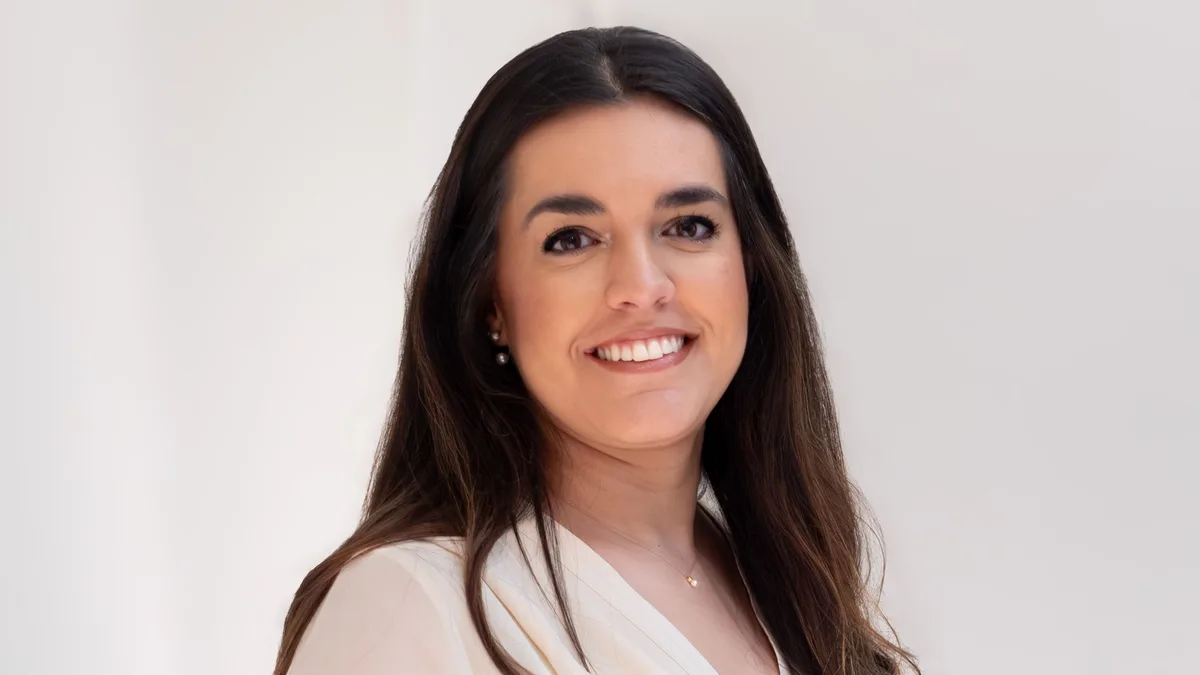 Cristina Polo, psicóloga, sobre las peleas entre hermanos en verano: "Ciertas acciones de los padres pueden intensificar los conflictos"