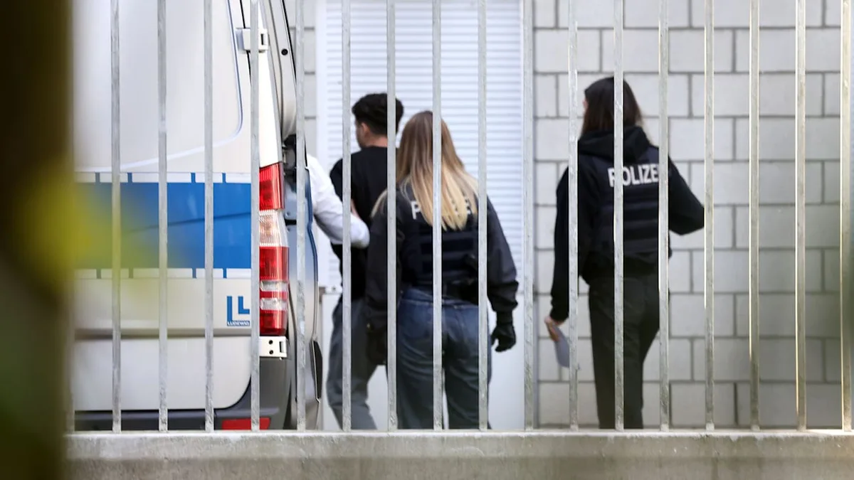 Tatverdächtige schweigen - Schüler (15) erstochen! Haftbefehl wegen Totschlags