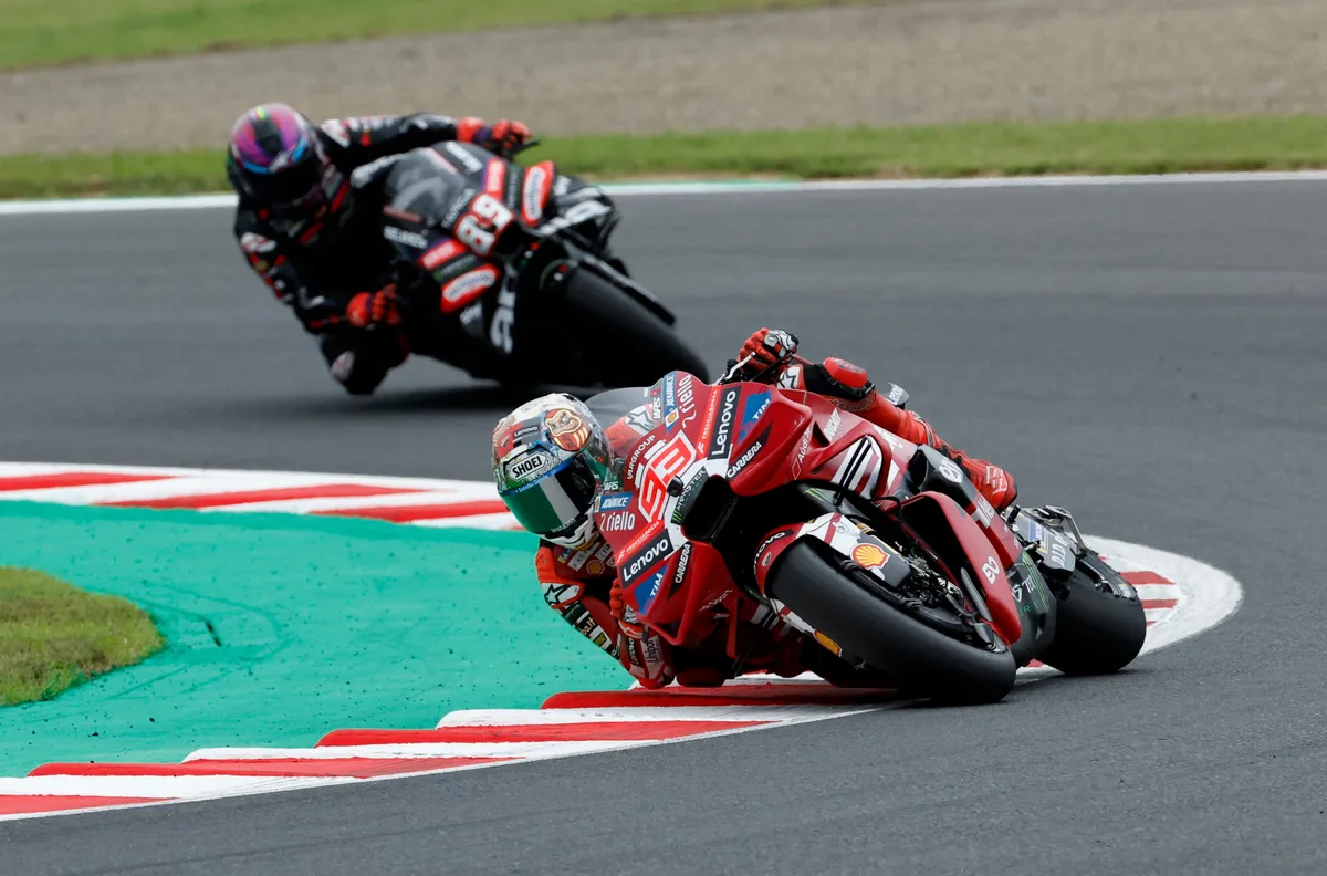 Práctica GP Indonesia MotoGP, en directo: Márquez, Martín y Acosta hoy en Mandalika, en vivo