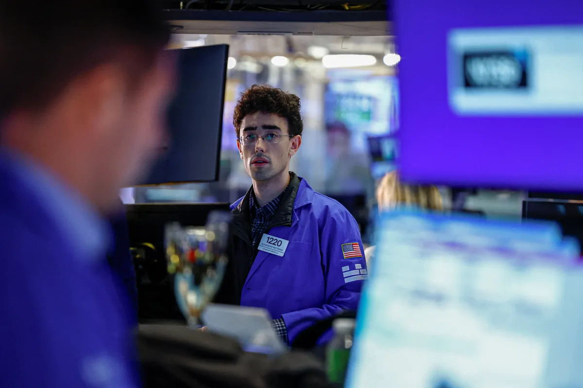 Mercados: suben las acciones argentinas y baja el riesgo país pese a la rueda negativa de Wall Street