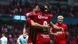 VÍDEO: Paulinho marca de calcanhar, mas Toluca perde na receção ao Santos Laguna