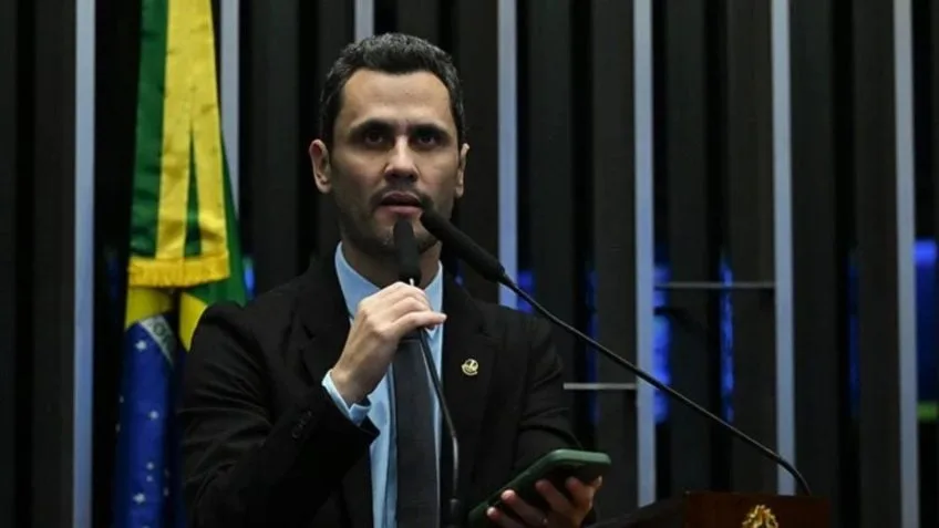 Cleitinho declara patrimônio de R$ 956 mil ao TSE
