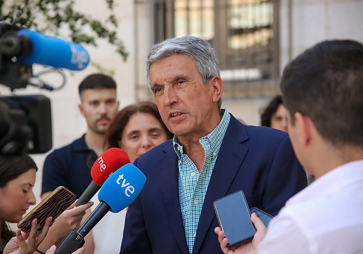 Sabrido «no ve razonable» que los diputados de Castilla-La Mancha rompan la disciplina de voto por la financiación autonómica