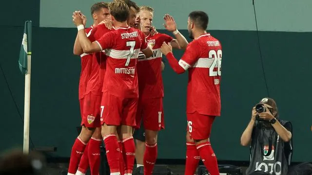 DFB-Pokal: 4:0 in Rostock: Neuer Stuttgart-Stürmer trifft dreimal