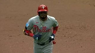 MLB: Luis Arráez cierra la semana produciendo y con comodidad en el liderato de bateo