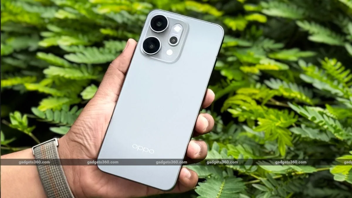 Best Phones Under Rs. 50,000 With Wireless Charging in India: Motorola Edge 70 Pro+, Google Pixel 10a, More