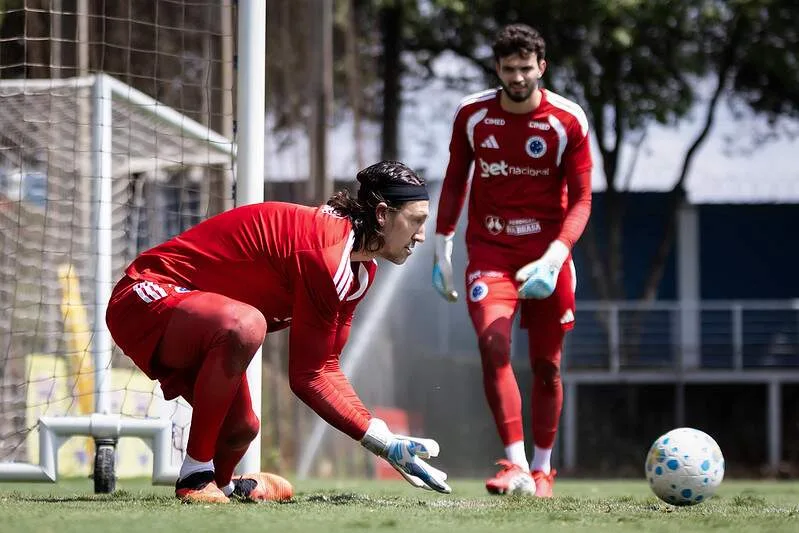 Cruzeiro e Atlético-MG fazem clássico por vaga na semifinal da Copa do Brasil