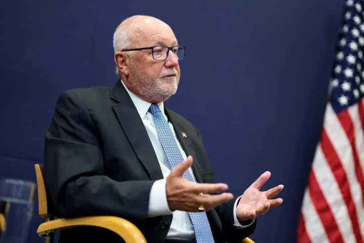 U.S. watching for Canadian ‘interference’ in midterms, Hoekstra says