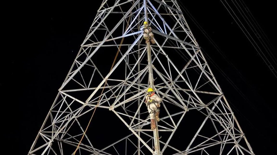 CFE atribuye a vandalismo apagón que dejó sin luz a Yucatán, Quintana Roo, Campeche y Chiapas
