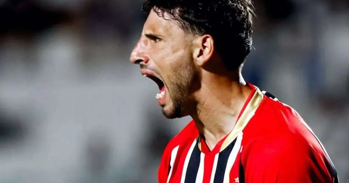 Artur volta e Calleri de contrato renovado; veja a escalação do São Paulo