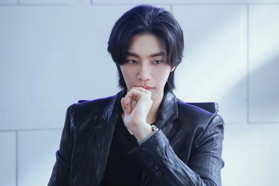 Kim Jae Yeong Makes Bold Transformation As Adult Product Company CEO In New Drama “Make Me Tingle”