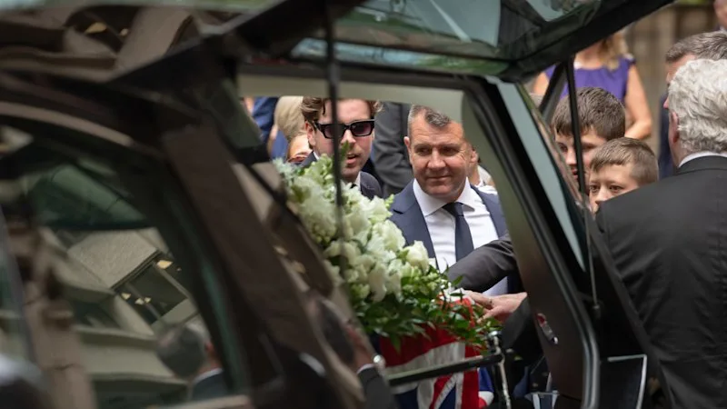 Former NSW and federal MP Bruce Baird given ‘one last upgrade’ in grand Sydney farewell