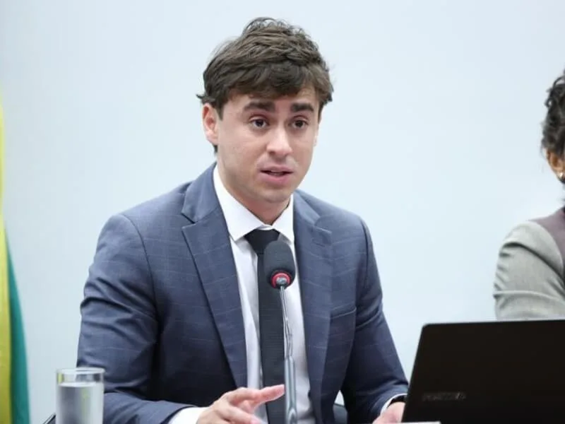 Nikolas Ferreira diz que vai pedir prisão preventiva de Moraes ao STF