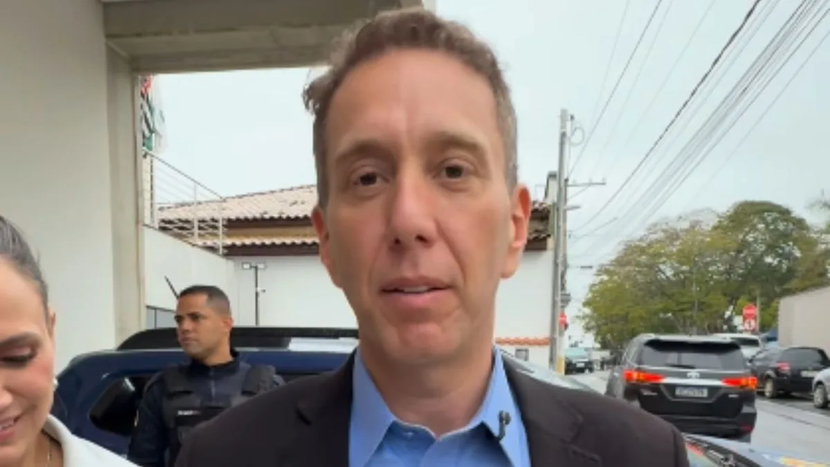 Republicanos expulsam prefeito ‘tiktoker’ após campanha para esposa do União Brasil